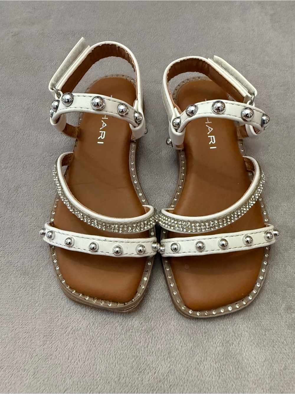 Tahari Girls Sandals Size 11 White Studded Rhinestone Ankle Strap Dress Shoes